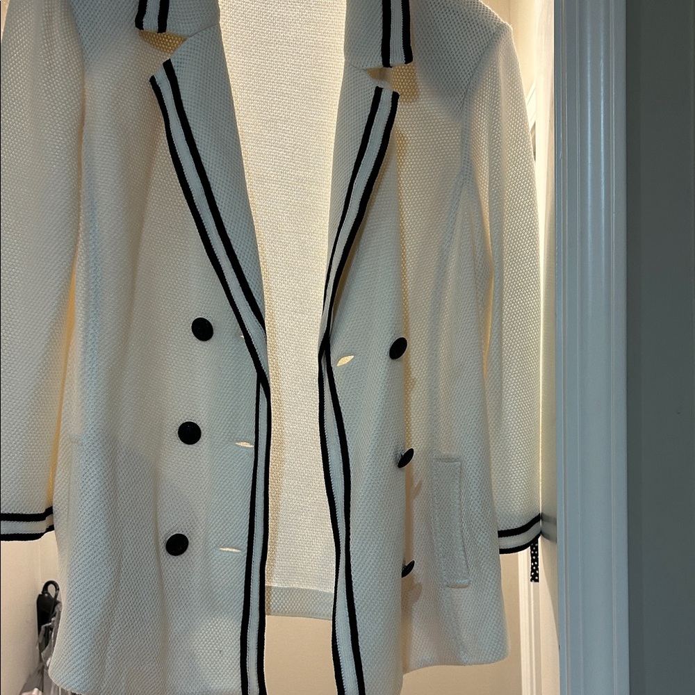 St. John White Blazer with Black Trim
